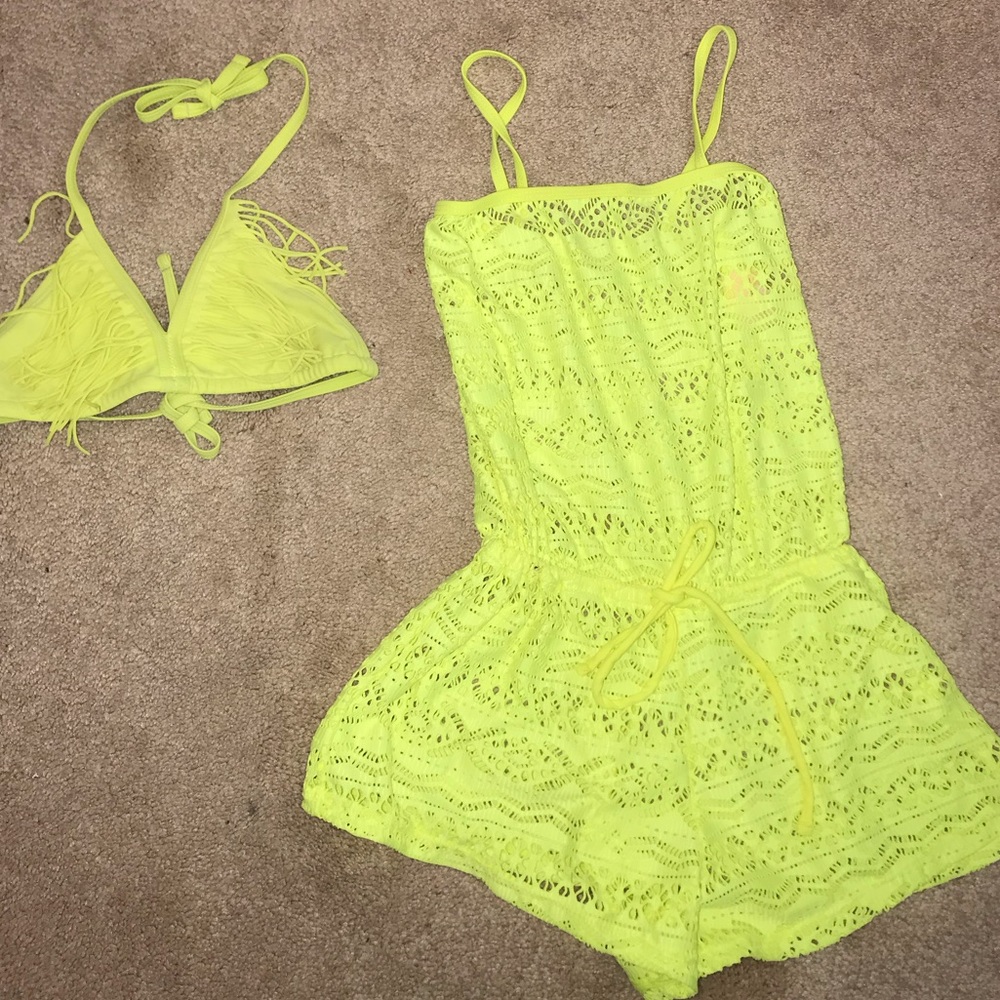 BIKINI TOP AND COVER UP SET